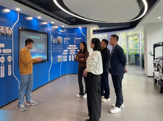 徐州市发展改革委卢川川副主任一行到访我院