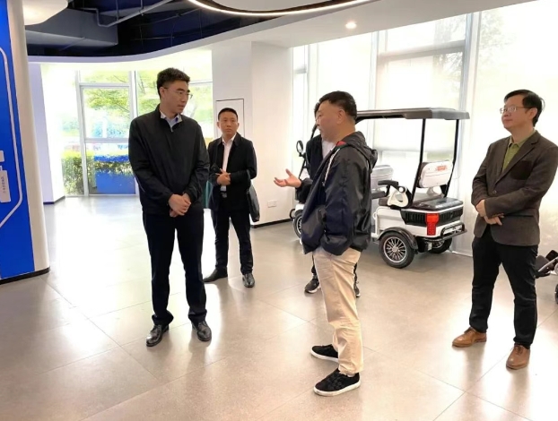 丰都县委副书记、县长唐守渊一行到访我院