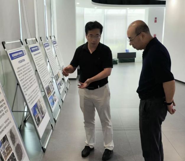 中车长春轨道客车股份有限公司副总工程师到访我院