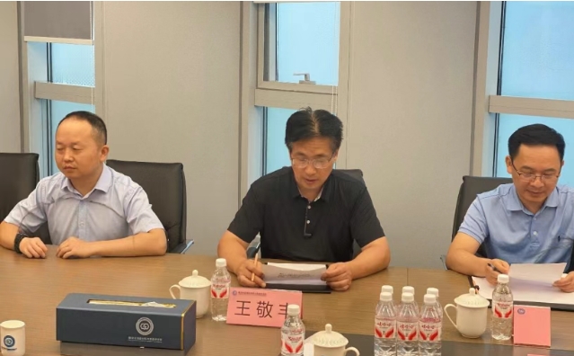 重庆大学材料科学与工程学院领导到院看望“庶华班”实习学生