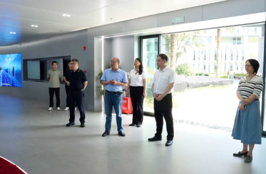 山东省科技厅调研明月湖实验室